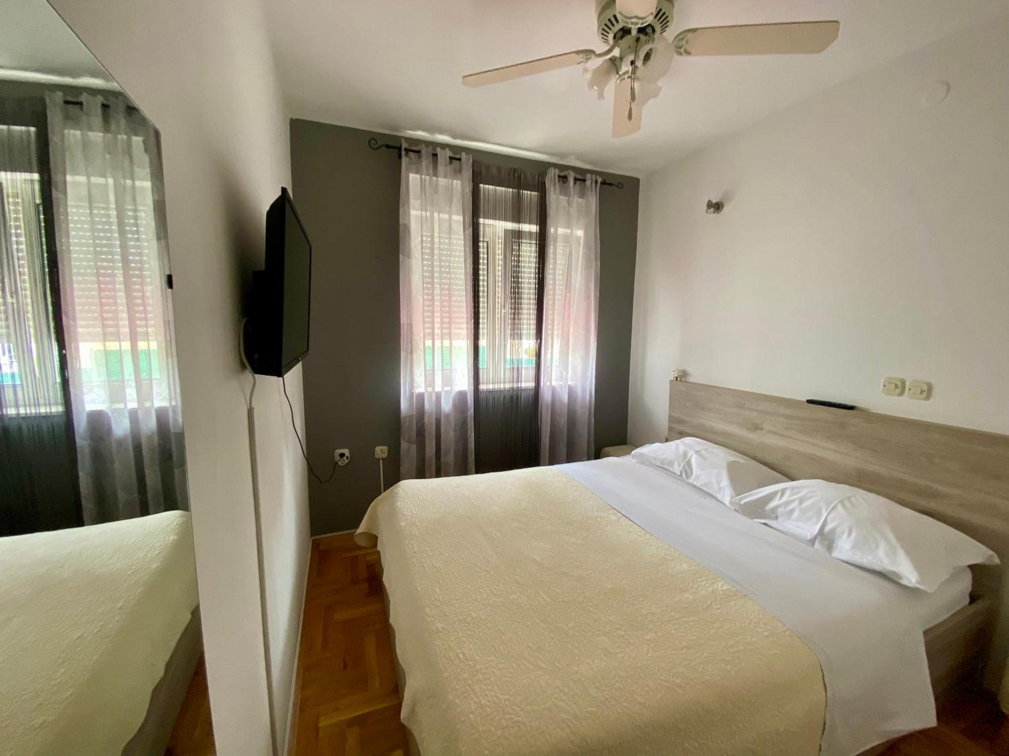 Apartman Miriam 扎达尔 外观 照片